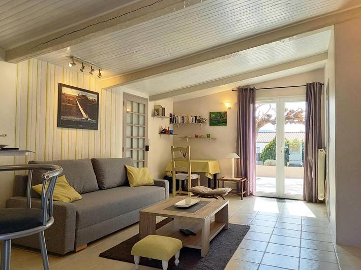 Gîte pour 4 personnes, avec terrasse et vue à Carnoules - 4