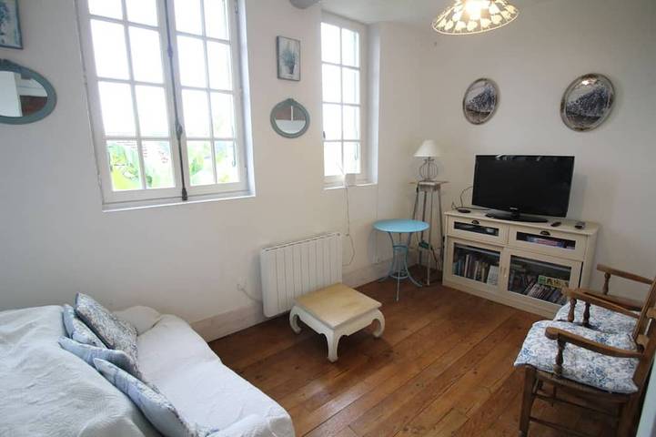Gîte pour 4 personnes, avec Terrasse et Jardin à Couze-et-Saint-Front - 4