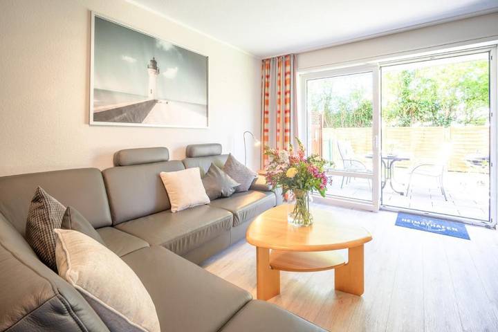Ferienwohnung für 4 Personen, mit Terrasse und Garten in Gollendorf