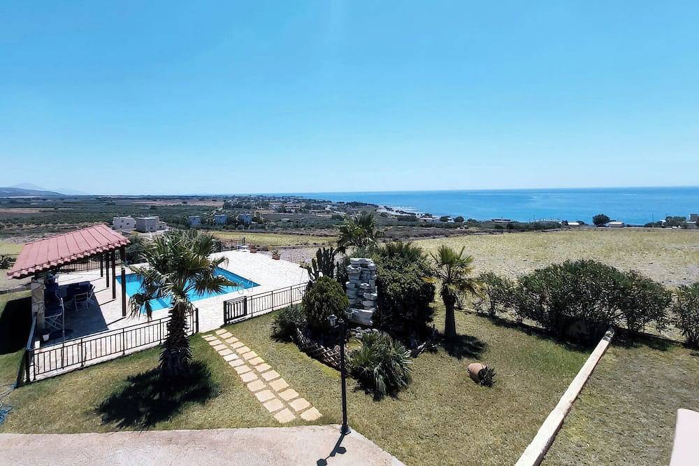 Ganze Wohnung, Dreamy South Apartment mit Meerblick & Pool – Obergeschoss, Frangokastello Kreta in Chania und Umgebung