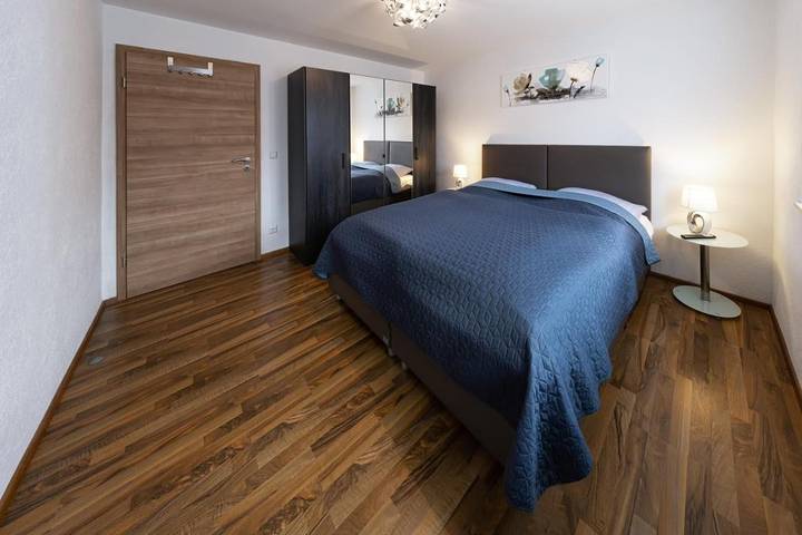 Ferienwohnung für 4 Personen, mit Terrasse und Garten in Nördlingen - 2