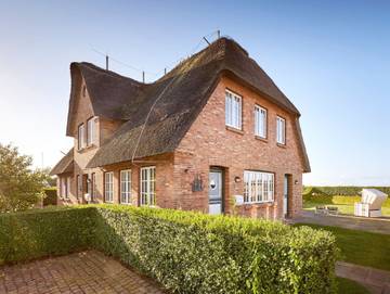 Ferienhaus für 6 Personen, mit Garten und Sauna sowie Terrasse in Borgsum