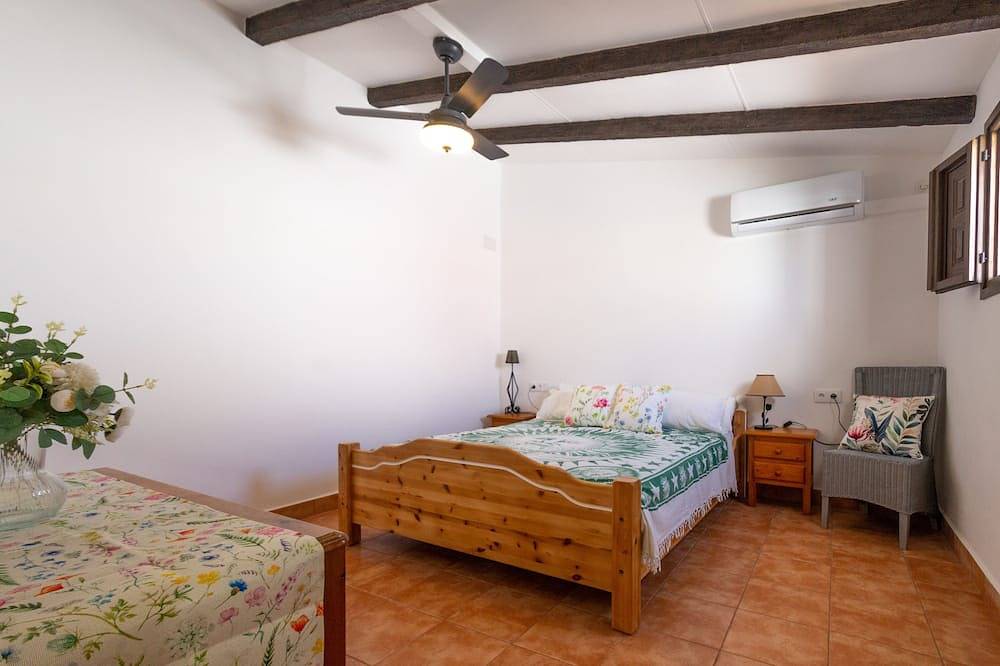Casa Torres - Traditional Village Experience - 3 Bedroom House in Fuente Alamo in Fuente Álamo de Murcia, Interior de Murcia