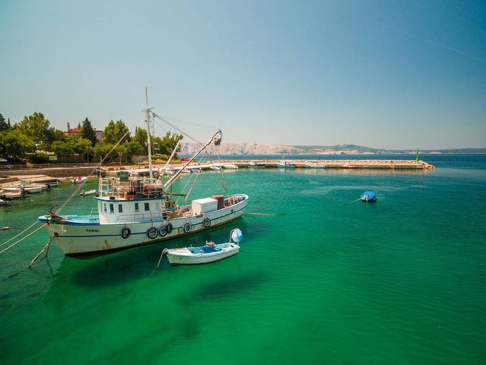 Apartament wakacyjny dla 6 osób, z basen i taras w Klenovica