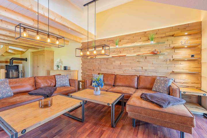 Ferienhaus für 8 Personen, mit Balkon und Terrasse sowie Garten und Ausblick in Hohen Wieschendorf