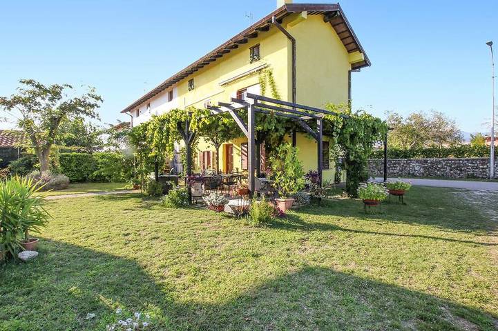 Casa vacanza per 7 persone, con giardino - 1