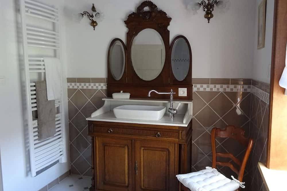 \"La Métairie\", Gîte de charme , meublé de tourisme 4 étoiles, grand confort . in Remilly-Wirquin, Région de Saint-Omer