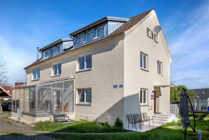 Ferienwohnung für 2 Personen, mit Garten und Seeblick
