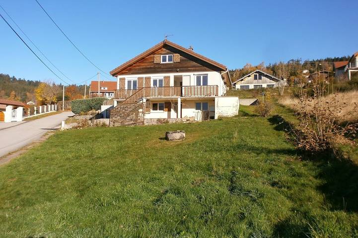 Gîte pour 8 personnes, avec jardin et balcon à Gérardmer