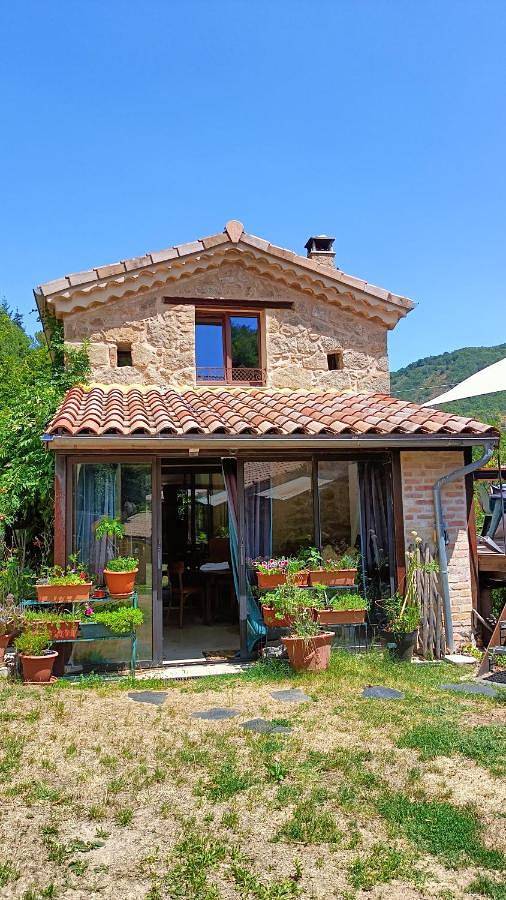 Ferienhaus für 2 Personen, mit Ausblick und Garten sowie Terrasse - 1