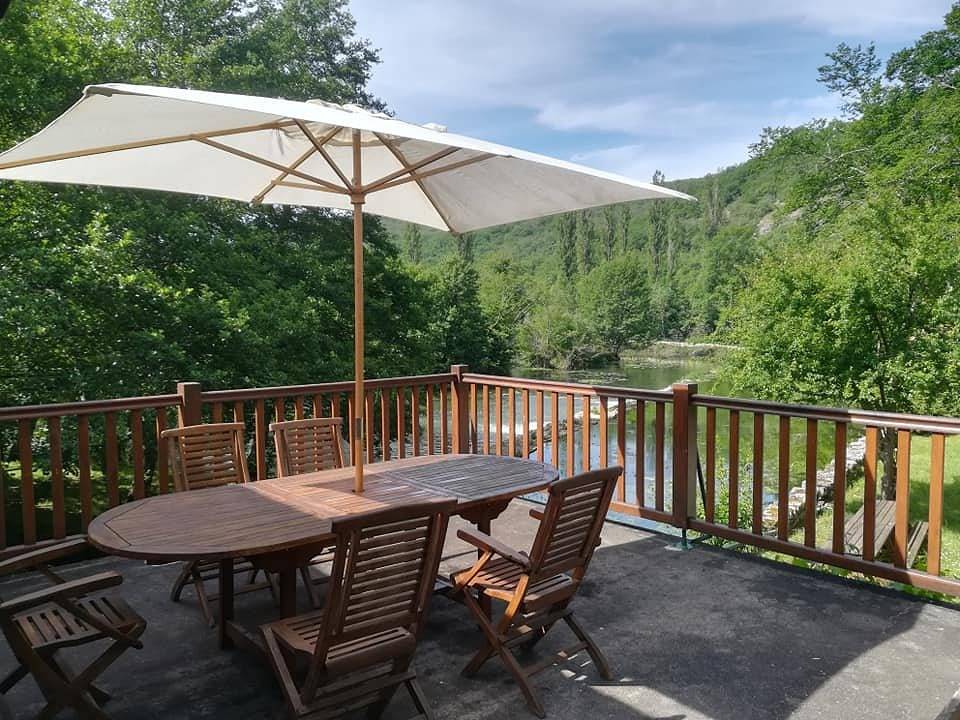 Ancien Moulin 10 km de Rocamadour in Lacave, Parc Naturel Régional des Causses du Quercy