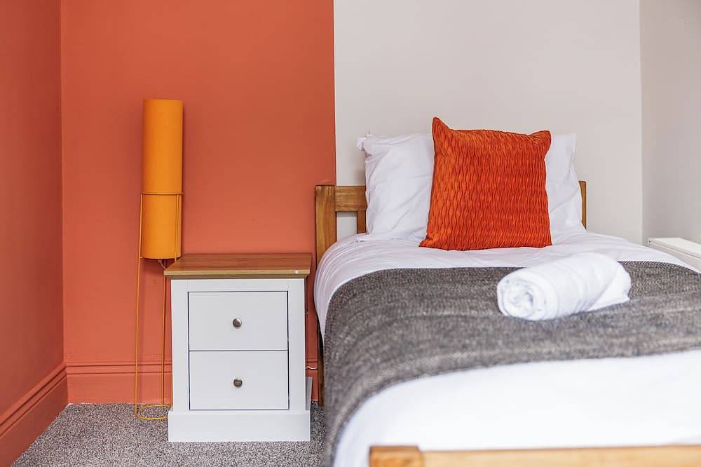 The Royal Residence - Sorley Steet, 2 minutes to Royal Sunderland Hospital in Sunderland