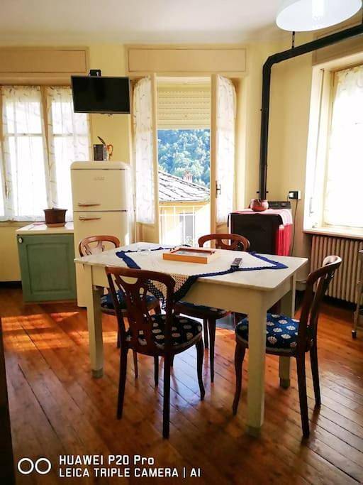 Gîte pour 5 personnes, avec vue et balcon, animaux acceptés à Cérès