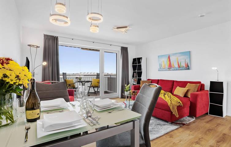 Ganze Ferienwohnung, Apartment mit Meerblick, Terrasse, Parkplatz und Internet in Olpenitz, Kappeln