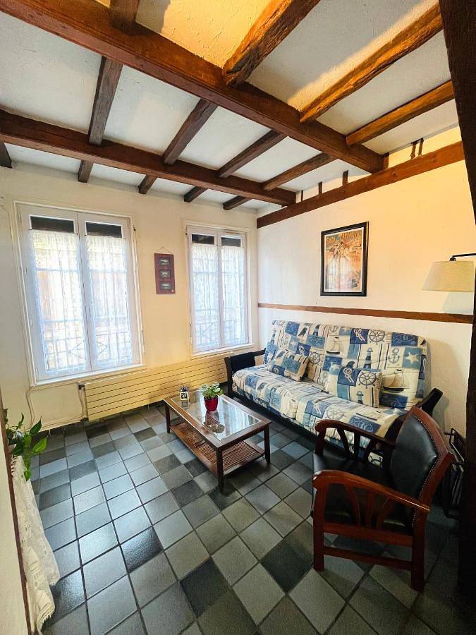 Three-Bedroom House in Trouville-sur-Mer, Région de Lisieux