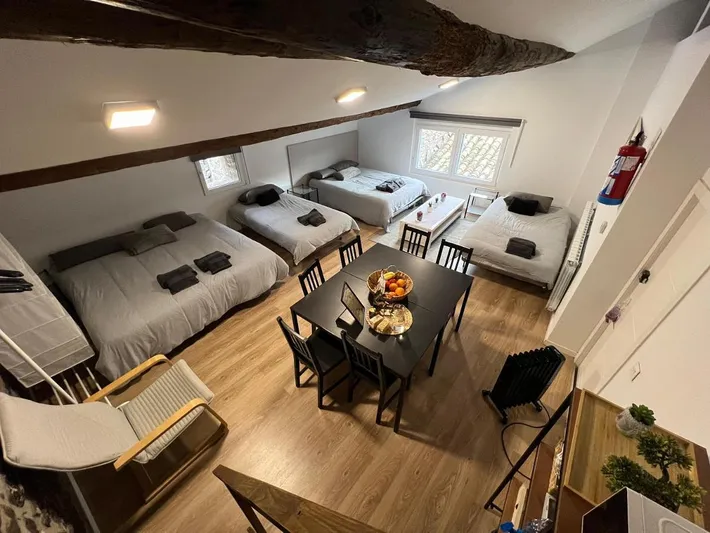 Gästehaus für 25 Personen, mit Terrasse - 1