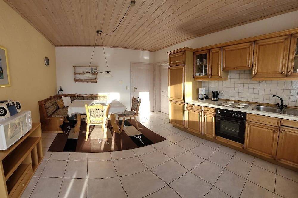Ganze Wohnung, Ferienwohnung 50qm mit Küche in Sankt Oswald-Riedlhütte, Ostbayern