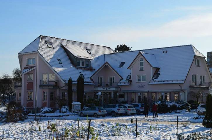 Hotel für 2 Personen, mit Terrasse und Garten sowie Ausblick in Leinsweiler - 2