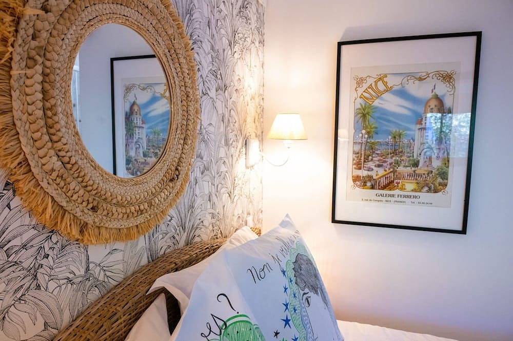 Entire apartment, Jasmin - Gite avec Spa prive, vue imprenable in Le Bar-sur-Loup, Cannes region