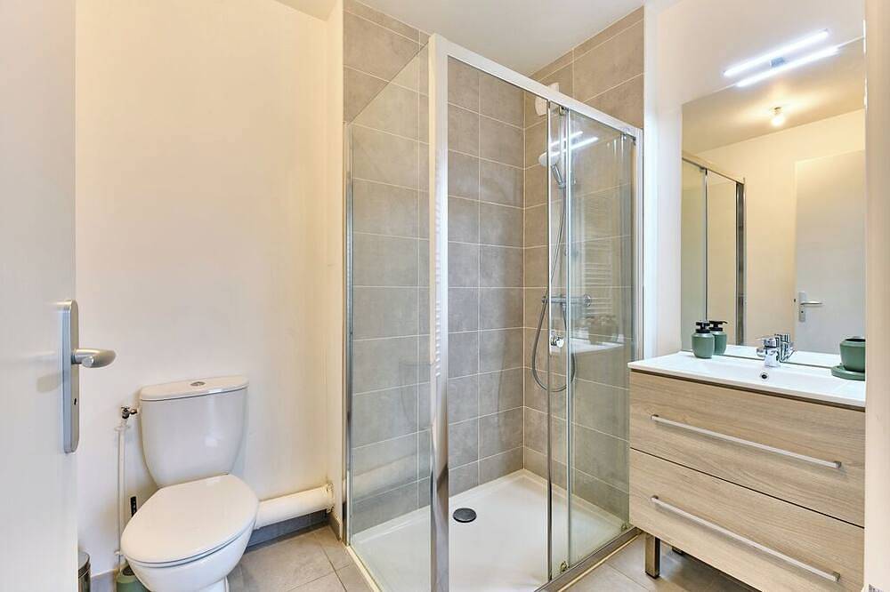 Entire apartment, Parking and walking distance from Rer B and metro (line 4) in Bagneux, Hauts-de-Seine