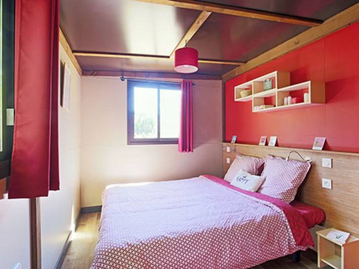 Chalet pour 4 personnes, avec terrasse et piscine dans le Cantal - 4