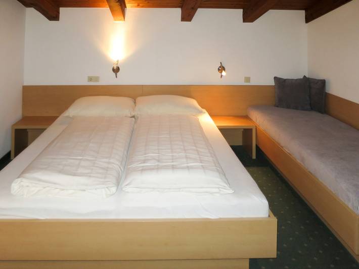 Ferienwohnung für 5 Personen, mit Terrasse und Garten sowie Sauna in Finkenberg - 4