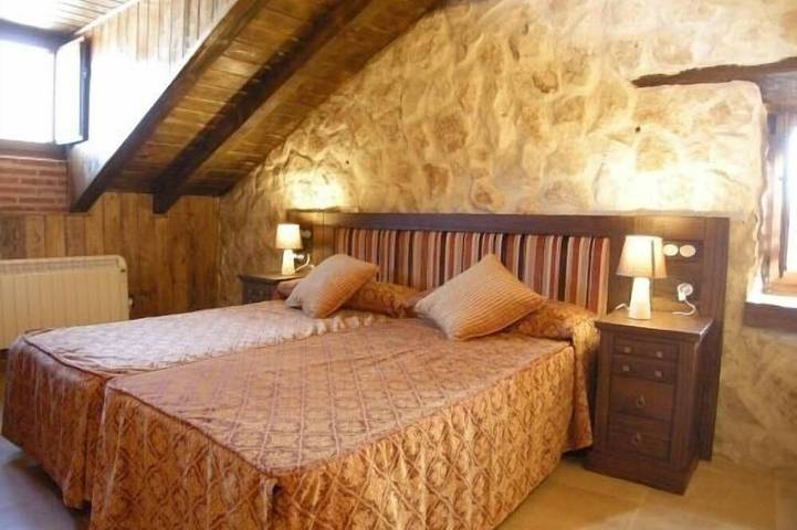 Cottage (location complète) Senda del Alba, jusqu'à 11 personnes in Fresneda de Cuéllar, Province de Ségovie