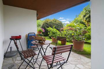 Vacation Rental for 4 Guests in Ghiffa, Lago Maggiore (Piemonte), Picture 1