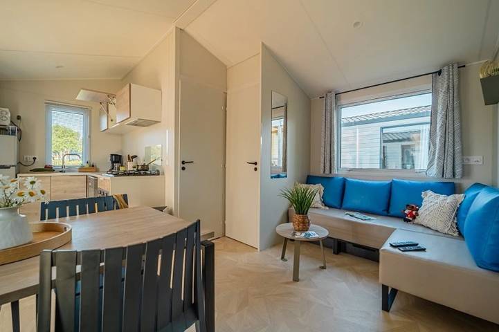 Camping pour 5 personnes, avec sauna ainsi que bassin pour enfant et jacuzzi à Brem-sur-Mer - 4