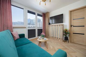 Apartment for 4 People in Warsaw Śródmieście, Warsaw, Photo 4