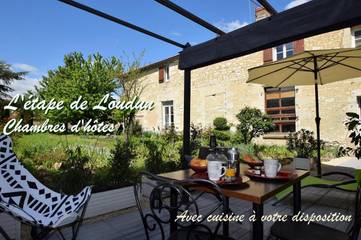 Maison d’hôte pour 2 personnes, avec jardin et terrasse, animaux acceptés à Loudun