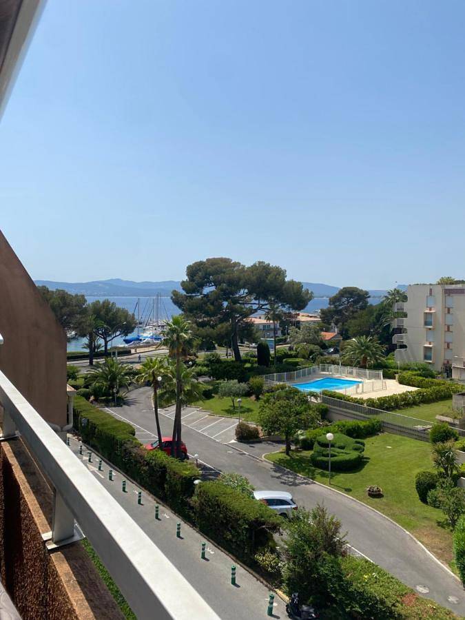 Gîte pour 4 personnes, avec vue et balcon dans Port Santa-Lucia - 2
