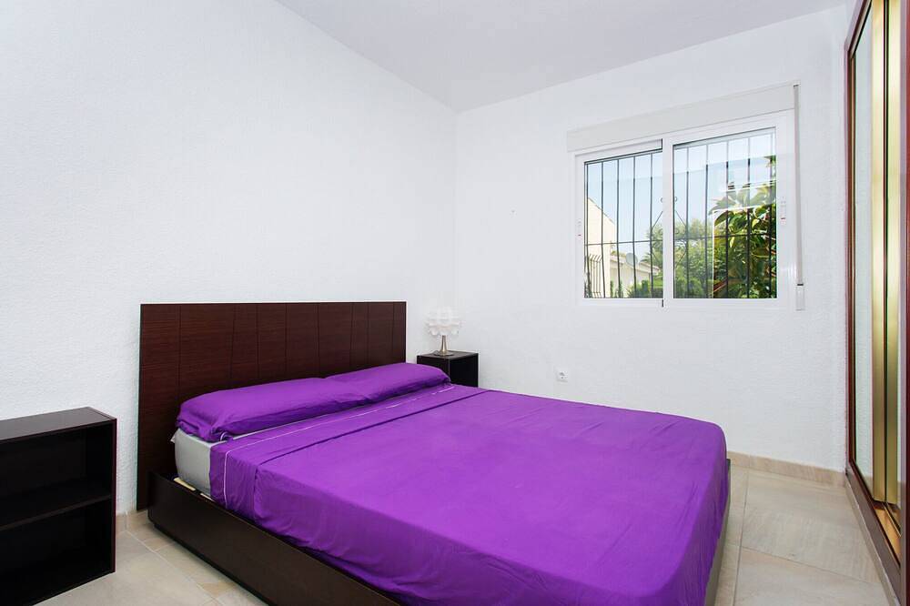 Traumvilla mit privatem Pool, 50m entfernt. vom Strand entfernt in Playa Cala Cerrada (Orihuela), Orihuela