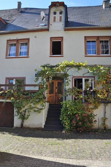 Chalet für 12 Personen, mit Terrasse an der Mosel
