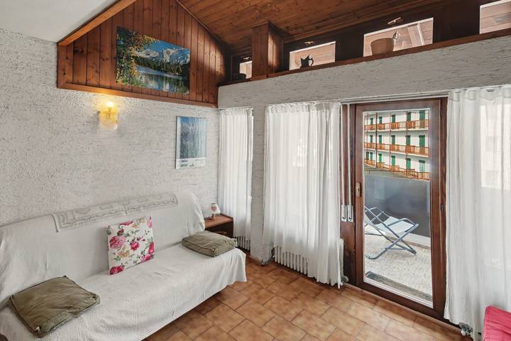 Ganze Wohnung, Apartment 'Stregatto Dalla Luna - Dolomiti' mit Bergblick, privater Terrasse und WLAN in Comuna di San Martino di Castrozza, Primiero San Martino di Castrozza