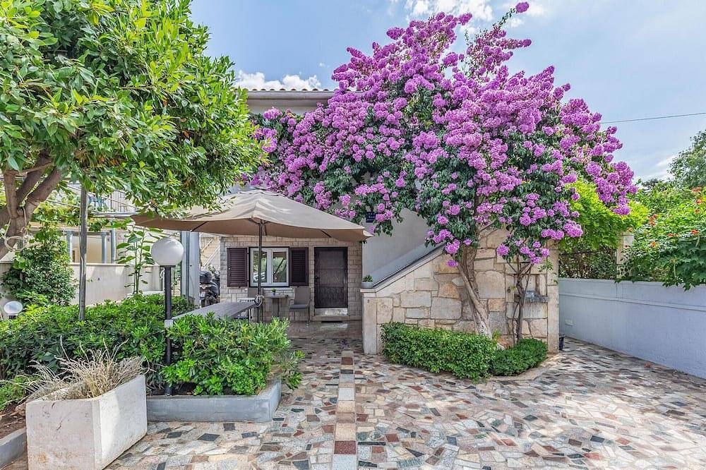 Appartamento intero, Accogliente appartamento con 2 camere. in Premantura, Costa meridionale dell´Istria