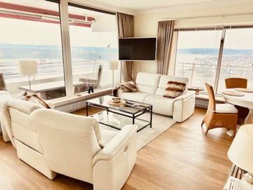 Ferienwohnung für 2 Personen, mit Seeblick und Balkon in der Lübecker Bucht