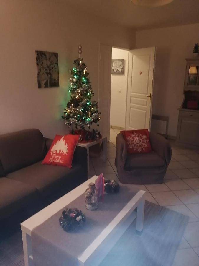 Gîte pour 2 personnes, avec vue et terrasse à Savigny-le-Temple - 3