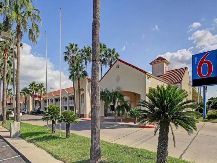 Ganze Wohnung, 1 Kingsize-Bett | Rauchen in Edinburg, Hidalgo County