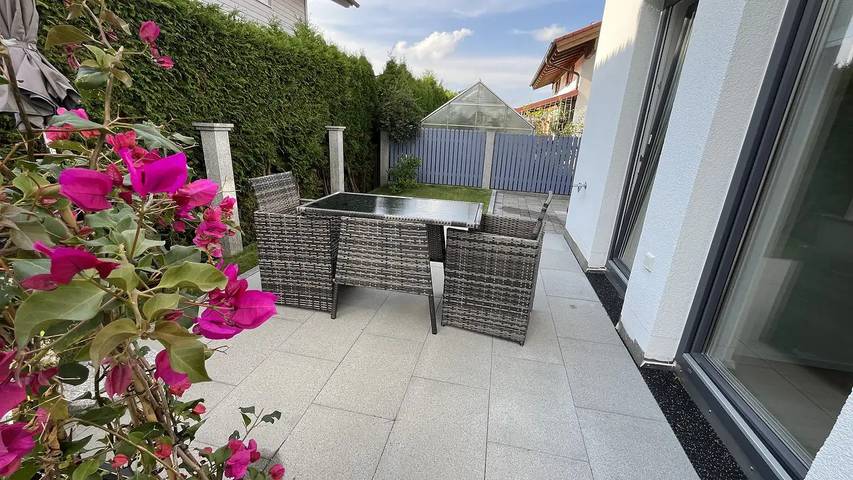 Ferienwohnung für 4 Personen, mit Terrasse und Garten in Prien am Chiemsee