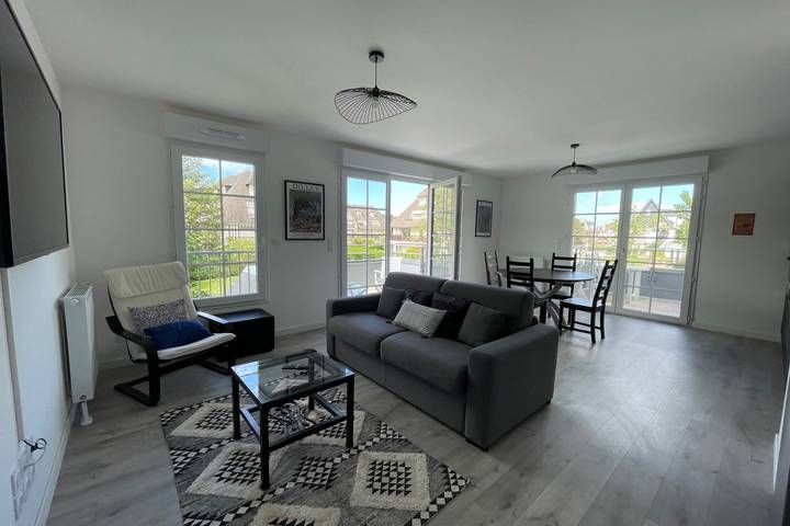 Gîte pour 4 personnes, avec Balcon et Terrasse dans Plage De Tourgeville - 4