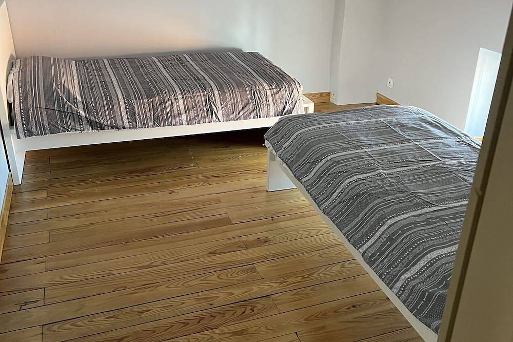 Top floor townhouse with hot tub in Mazamet, Región de Castres