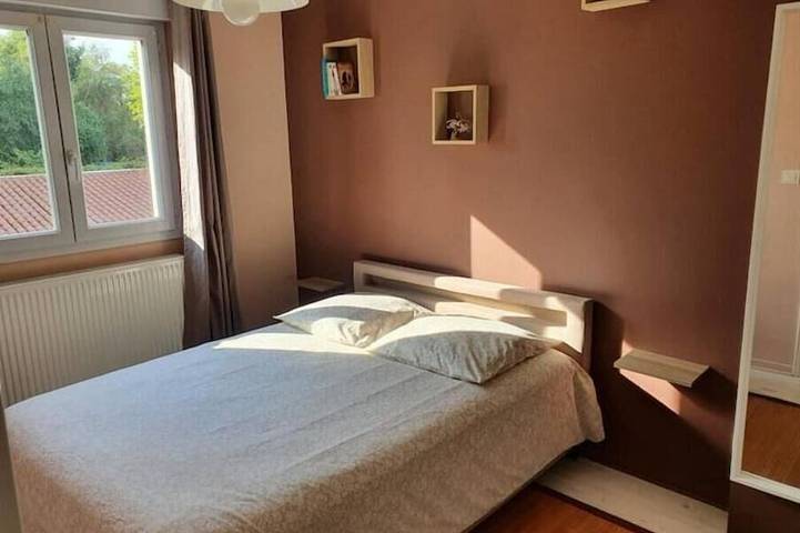 Gîte pour 4 personnes à Écully - 2