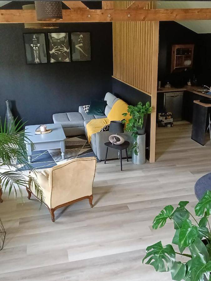 Location de vacances pour 2 personnes, avec terrasse ainsi que sauna et vue à Saint-Pois - 4