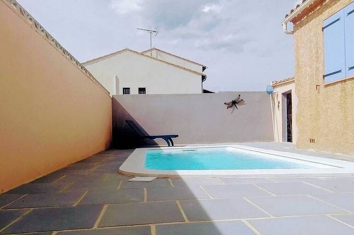 Gîte pour 6 personnes, avec jardin et terrasse