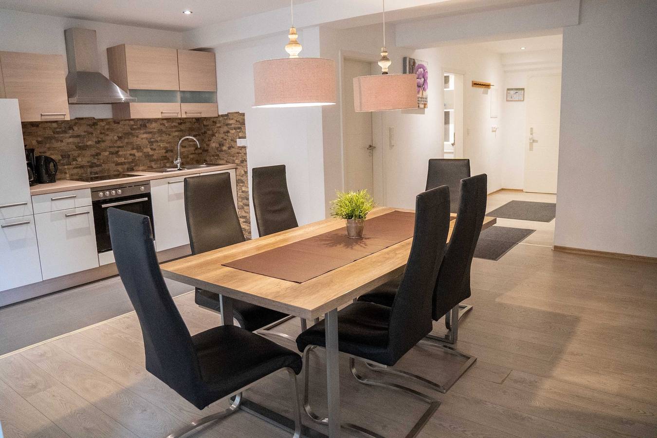 Geheel appartement, Villa Nordhang - Appartement 4 met Uitzicht op de Bergen, Balkon & Wi-Fi in Winterberg, Hochsauerlandkreis