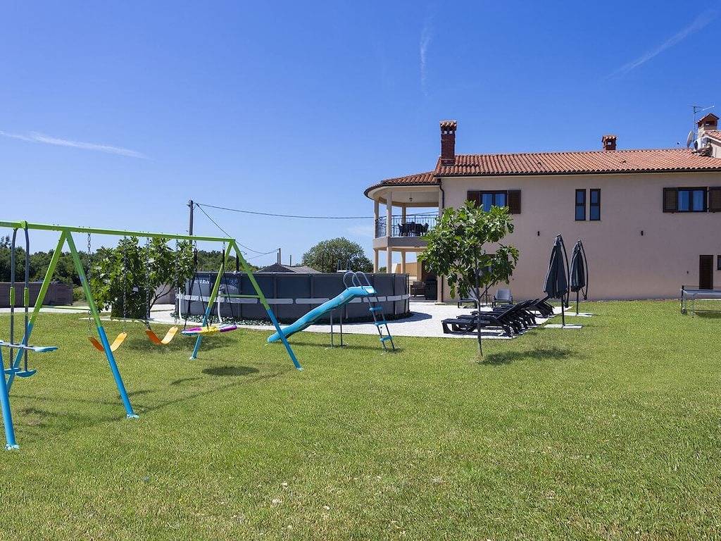 Luxuriöses Apartment mit Pool in Barban, Südküste Istrien
