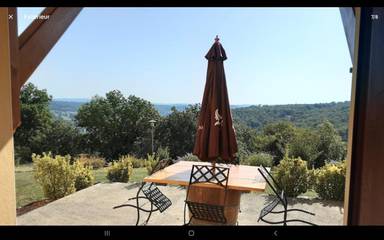 Gîte pour 4 personnes, avec vue et jardin à Boussac (Lot)