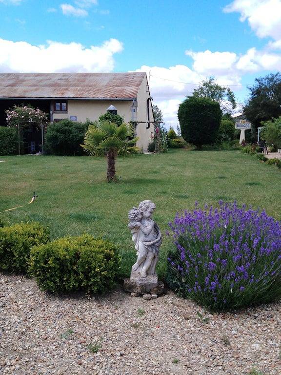 Chambre d’hôte pour 2 personnes, avec jardin, animaux acceptés dans Indre - 3