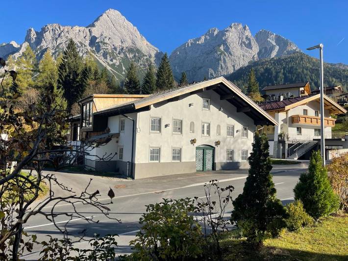 Ferienwohnung für 13 Personen, mit Garten und Sauna sowie Terrasse, mit Haustier in Biberwier - 2